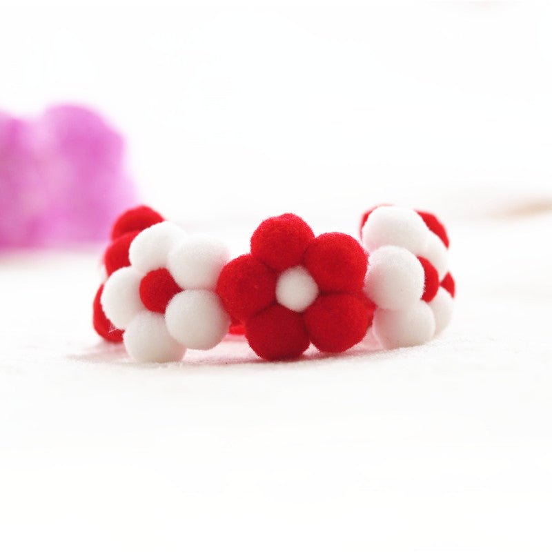 Knitted Flower Collar
