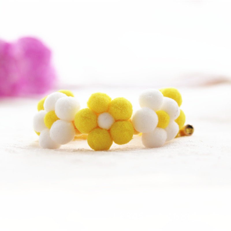 Knitted Flower Collar